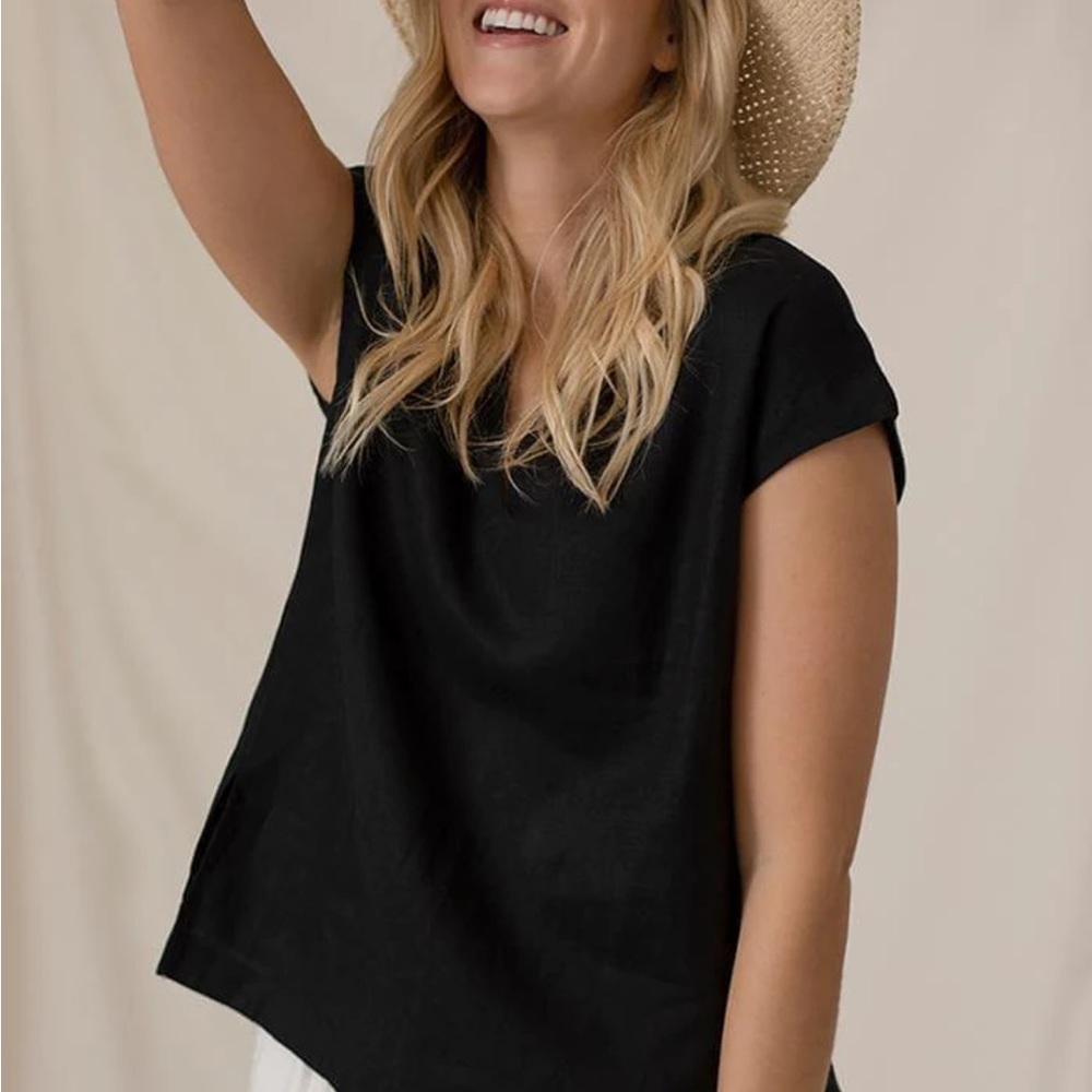 Sympli Linen Top size XS